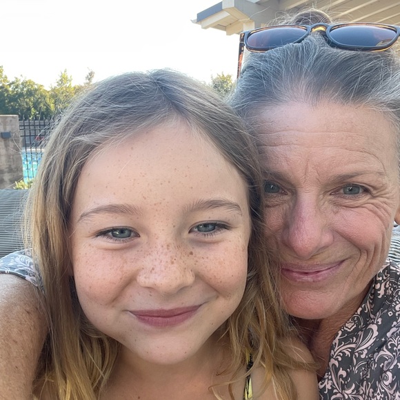 Meet your Posher, Luann - Picture 3 of 15